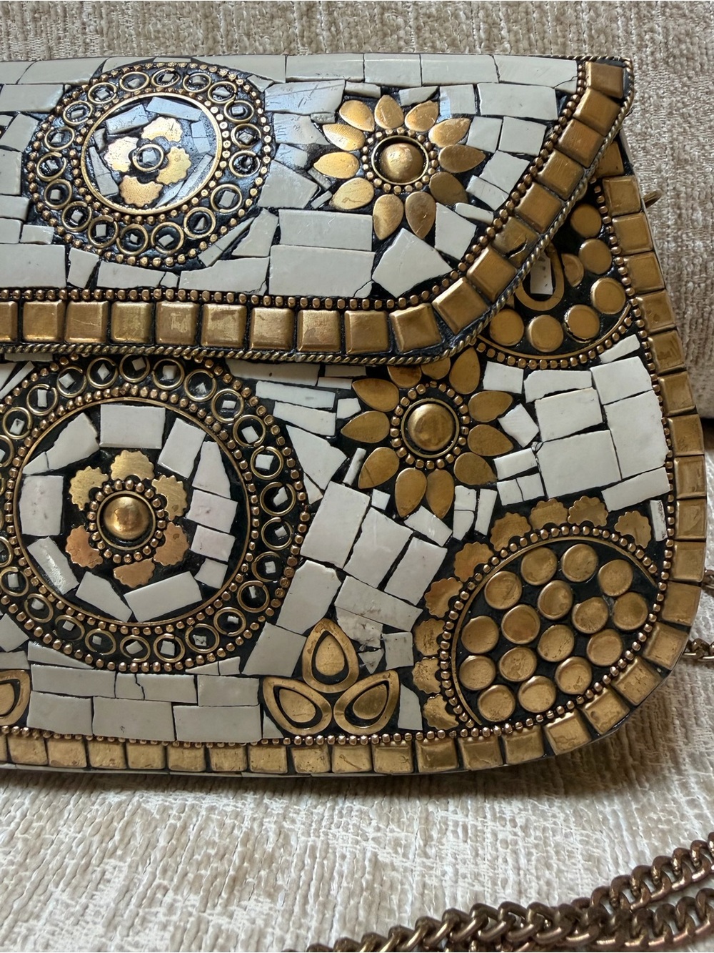 Antik Kraft Chic Gold and White Mosaic Clutch NWT - Picture 2 of 9
